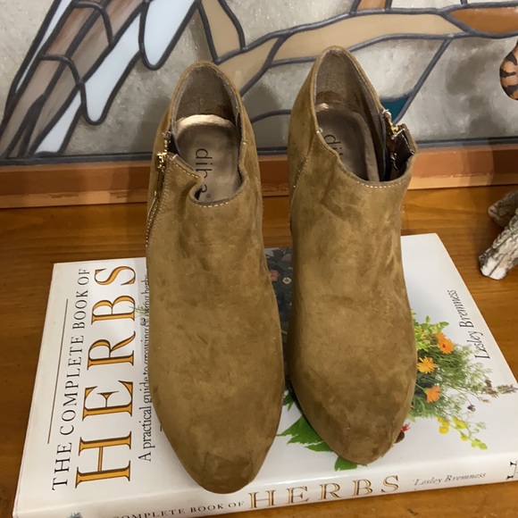 Diba Platform Ankle Booties Heels Size 6 - Picture 9 of 15